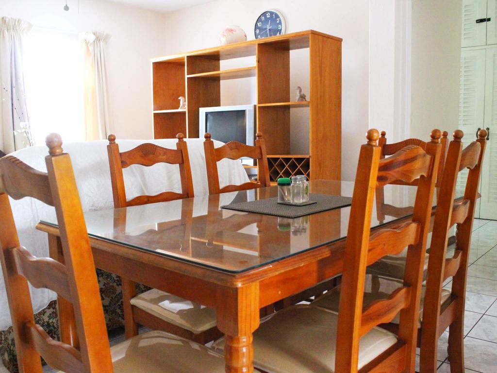 Skycastles Condominiums 오쵸 리오스 외부 사진